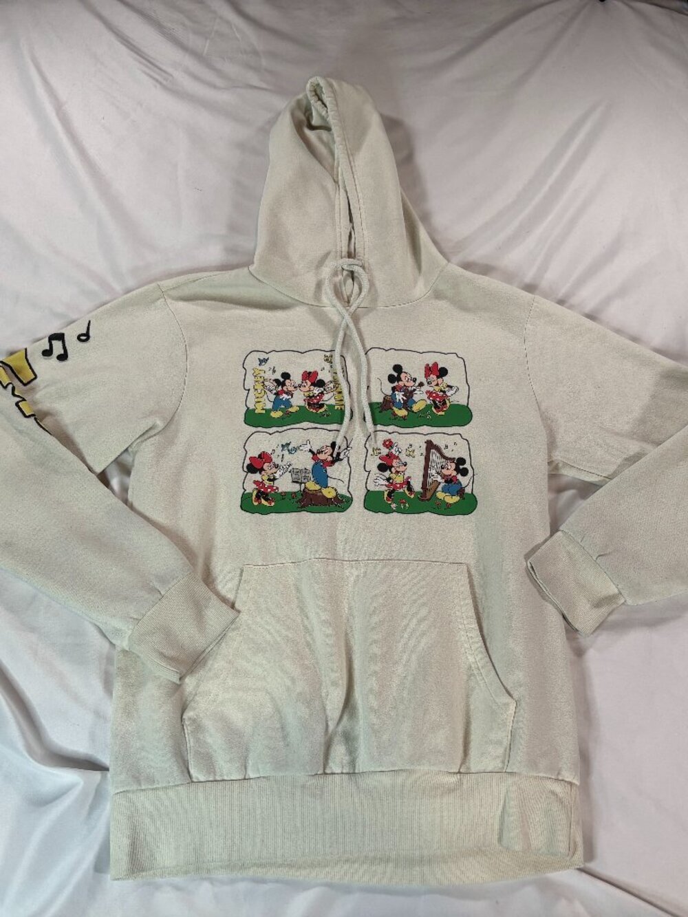 Vintage 1990s Disney Mickey & Minnie Sweatshirt Med         Lot F